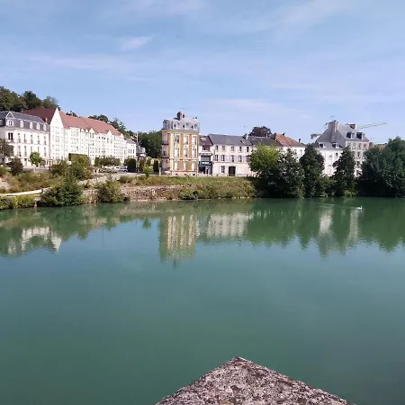 27 M2 Hyper Centre Appartement *
